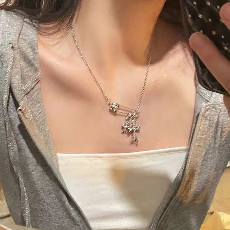 Loréno Chrome Paperclip Necklace